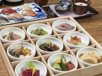 ■数量限定【9種の彩り御膳 ご褒美ランチ】 『9種の和牛旬菜 彩り御膳＆江戸前鮨』 平日特別価格2,980円