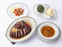 THE WOLFGANG EXPERIENCE WEEKEND LUNCH COURSE　