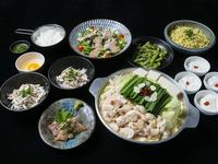 ★黒毛和牛 博多もつ鍋はじめての方向け★【２時間飲み放題付（プレミアム）】「中洲コース」（全7品）