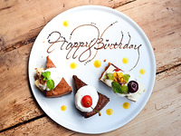 【Anniversary Plate!!】プレートにメッセージを添えて大事な人へサプライズを(平日)