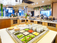 Web Discount [Brunch  Adults] Urban Resort Brunch: Enjoy a hotel buffet incorporating local produce