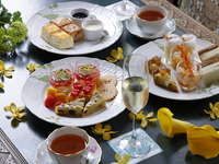 [Dessert Cafe]  Mango pistachio Afternoon Tea Set  [July 1st - July 31st 2025]