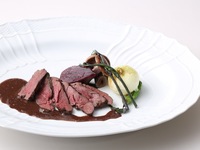 【ランチ・ディナー共通】おまかせ特別コース　￥25,000～ 