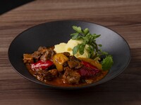 MINI LUNCH COURSE - GOULASH- ( WEEKDAY ONLY )