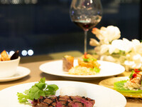 3 hours ★ Luxurious Thai cuisine ☆ [Premium Siam Course & 3 hours of all-you-can-drink] Selected beef rib roast grilled Thai royal cuisine such as "Sua Rong Hai", a typical grilled dish from the Isan region, served one plate per person