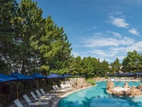 【9/16-10/5 Weekday Daylight time】 Pool ticket with deck chair 