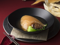 ◆10％ご優待専用【ふかひれの姿煮コース】北京ダックや豪華フカヒレの姿煮がメインのフルコース全8品！