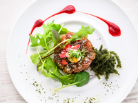 近海マグロのタルタル + ハーフビュッフェ