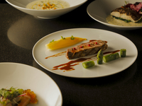 Menu Gastronomique ムニュ ・ ガストロノミック＋グラススパークリングワイン付き【前菜、スープ、魚料理、肉料理、デザートの全5品のフルコース】