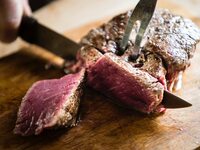 【Grill Course】兵庫県産牛 グラスシャンパン付き 6/6～　2営業日前までの予約制 