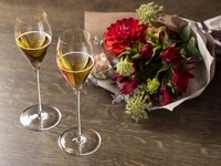 【母の日プラン】Dinner course TSUKI＋ウェルカムドリンク＋カーネーション1輪付き