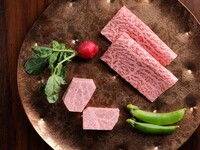 (昼・夜)銘柄和牛焼肉コース【花】12,000円(税別)