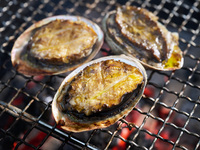 活アワビ薪焼きディナーコース¥25300