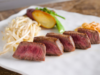 Carefully Selected Steak Course [Specially Selected Japanese Black Beef] Fillet 150g