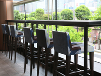 【LUNCH】ハイテーブル [横並び]. お席のみ