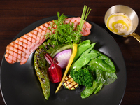 「彩 IRODORI」季節の野菜を主にした“エテ テロワールコース”＋オプションお肉料理（8品）