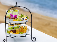 [90 minutes free flow included] Ripe melon and mango tasting afternoon dessert set