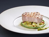 [Limited until the end of August | Opening Commemoration] [Main meat dish] Lunch half course (4 dishes)