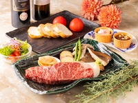 【鉄板欅】　国産牛を使用したコースと選べるデザート2種