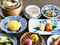 ◆２時間飲み放題付き◆【香港飲茶ディナーコース】お勧めの日替わり点心を含む各種点心、香港蜜掛けチャーシュー