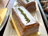 ウィークエンド：16×7㎝