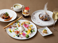 【～11/30 オンライン限定｜90分フリーフロー付き！】Chef's Dinner～シェフズディナー～ ［ディナーコース・全6品］