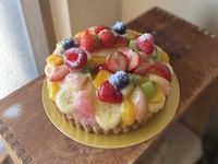 Seasonal Fruit Tart 15cm (Serves 4-6)