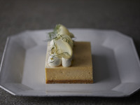 2層の半生チーズケーキ ライム 8名様分【 ¥6,400円(税別) 】