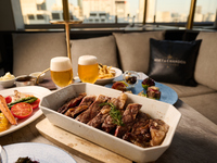 Starting 7/3 Dinner Terrace Plan [Black beef rib roast steak plan x all-you-can-drink] Terrace plan with black beef steak, grilled seasonal vegetables, tapas platter, etc. Total 5 dishes