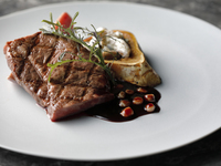 「ランチ5品コース：ツール・ド・フランス 」前菜2品＆選べるメイン、スープ・デザート