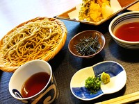 Tempura soba set meal (lunch/summer only) 1,800 yen