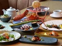Dinner Ten course, 10 dishes total ¥13,000 (¥14,300 including tax)