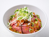 Chef's special roast beef bowl