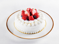 【テイクアウト】ホワイトクリームホールケーキ5号(15cm)