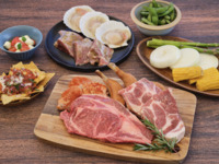 [SURF & TURF BBQ] A luxurious BBQ plan with domestic black beef steak and seafood♪ Includes 2 hours of all-you-can-drink