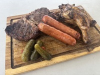 ビアガーデン＋バーベキューセット　ノンアルコール　120分利用　90分飲み放題　大人　インストラクターが焼く、アメリカンステーキ＆ソーセージ＆ケイジャンチキン&ピクルス　計300g