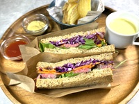 ローストビーフサンドイッチ