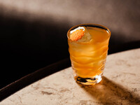 [1st Anniversary Celebration - August Limited Original Cocktails Half Price] ■ 1-6 people [Window Counter] Seats only reservation