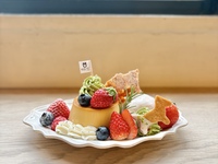 <平日>【Season sweets‼︎】いちごと抹茶のプリンアラモード