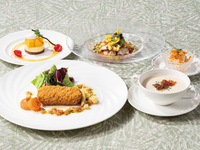 【8月平日・WEB予約限定乾杯スパークリングワイン付】シェフキュイジーヌコース《メイン：肉セレクト》※8/12～15を除く