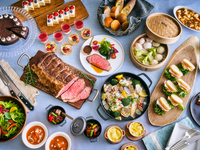 【予約時間限定割】Holiday Lunch Buffet ～ローストビーフ＆生絞りモンブラン～