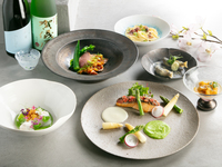 Seasonal recommended courses and pairings