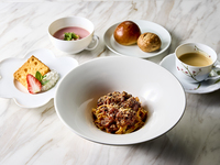 【TRIBUTE】　 Choice of Main Course with 9 kinds of Organic Tea KUSMI TEA