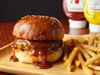 100% Kuroge Wagyu Original BBQ Cheese Burger