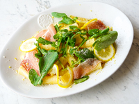 【カジュアルセット】選べるサラダやパスタ＋乾杯酒＆食後のカフェ＆メッセージプレート（平日限定）