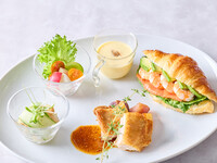 【平日限定】ワンプレートランチ+大人のご褒美パフェ＋コーヒー/紅茶