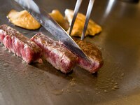 [Special price for limited dates from 7/21 to 7/25] Special A4 Japanese Black Beef Steak Dinner + 1 drink + dessert + coffee