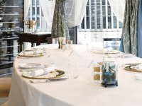 Pacchetto incontro familiare: menu di 5 portate con due portate principali (filetto di Wagyu come portata principale) — sala privata garantita. ¥15.000 — a partire dal 1° ott.