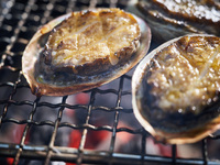 アワビ薪焼きランチコース¥18700