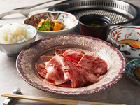 [Premium yakisuki Lunch] Aged Yonezawa beef with carefully selected Okukuji raw egg + Sparkling  wine